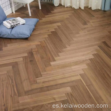 Parquet en espiga de nogal americano chevron